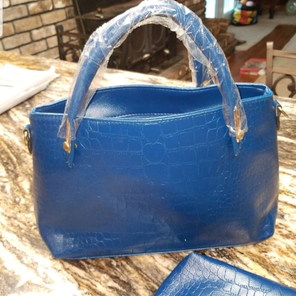 3pc Purse - Picture 2 of 5